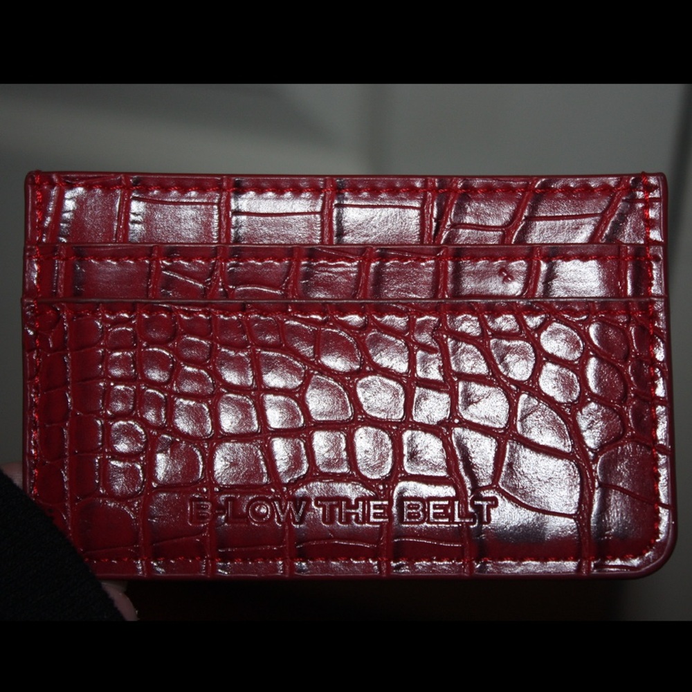 small red card wallet
